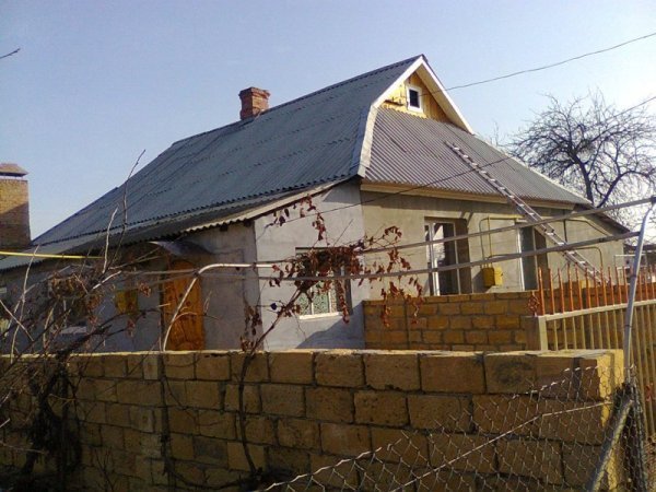 На Волині сім'ям загиблих бійців полагодили дах будинків. ФОТО