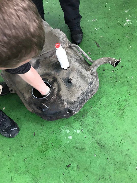 На «Ягодині» затримали чоловіків, які перевозили велику партію наркотиків