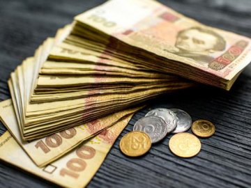 Пояснили, чи мають давати зарплату луцьким священикам