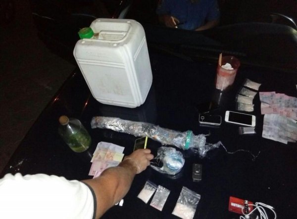 В Луцьку патрульні затримали чоловіків з наркотиками. ФОТО. ВІДЕО