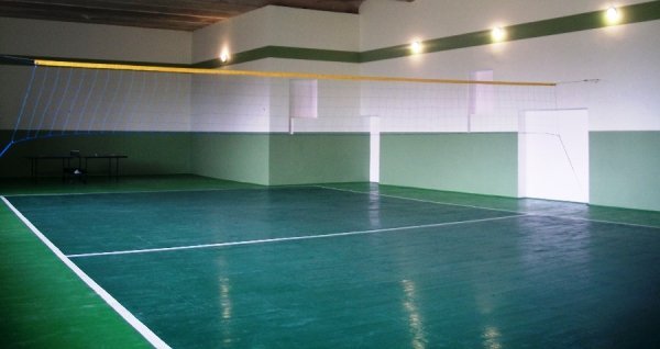 У селищі на Волині відкрили оновлений спортзал