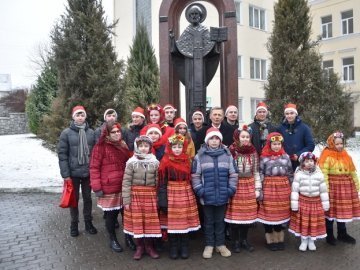 У Луцьку відбулась акція  «Миколай пам’ятає про всіх»