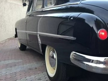 В Україні старий ГАЗ продають за понад 2 мільйони 