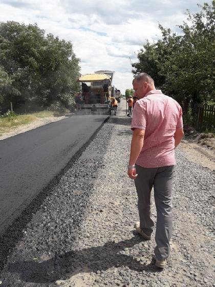 Волинські дорожники розпочали ремонт покриття у Ковельському районі