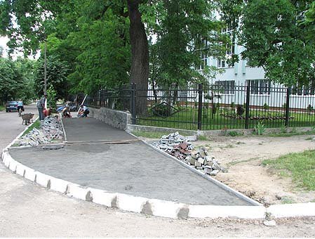 У райцентрі на Волині ремонтують дороги. ФОТО