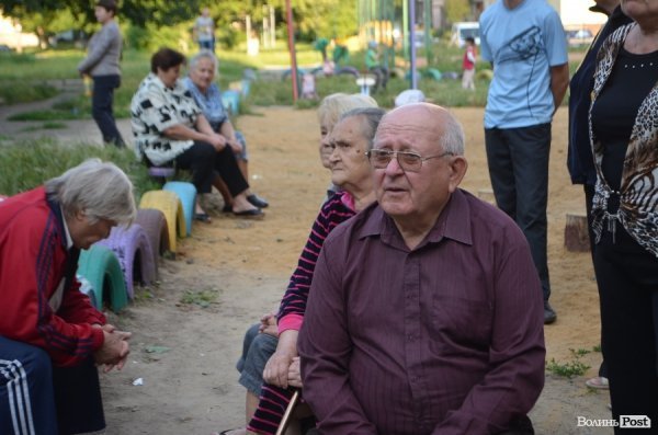 У Луцьку депутат Микола Яручик  вислухав побажання мешканців ЛПЗ 