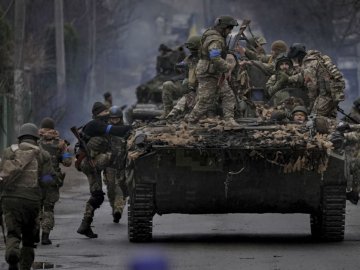 В росії планують набрати 400 тисяч контрактників для війни проти України, –  британська розвідка