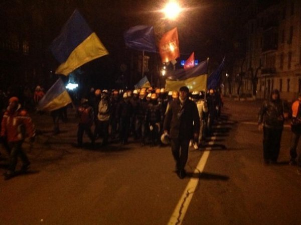 Євромайданівці провідали «Беркут». ФОТО