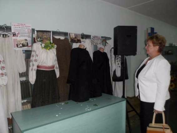 У Ковелі відкрили виставку «евакуйованого» українського народного одягу. ФОТО