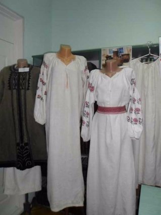 У Ковелі відкрили виставку «евакуйованого» українського народного одягу. ФОТО