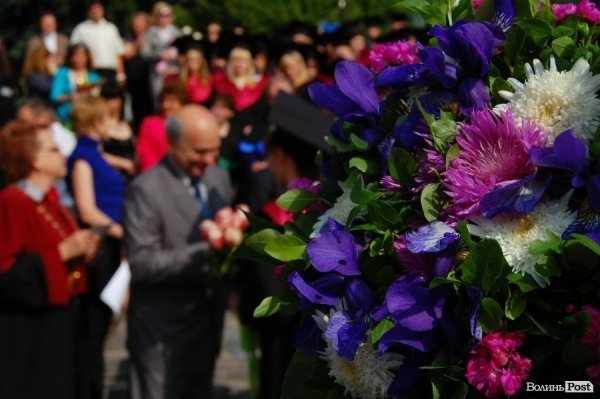 У Волинському національному університеті вітали магістрів