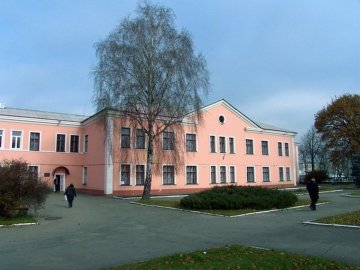 У Нововолинську шукають керівника в міську лікарню