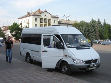Проїзд у міжміських автобусах на Волині після Нового року дорожчатиме