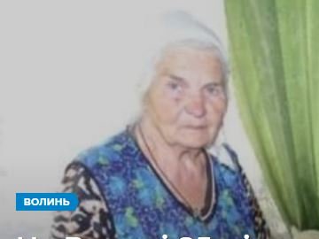 85-річна волинянка щодня шиє ковдри для бійців на передову