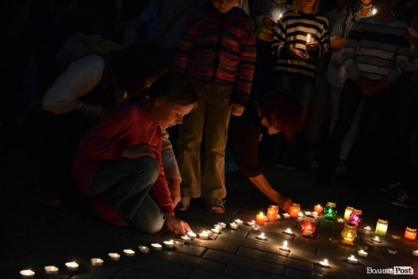 У Луцьку перед Дня Незалежності України вшанували тих, хто віддав за неї життя. ФОТО