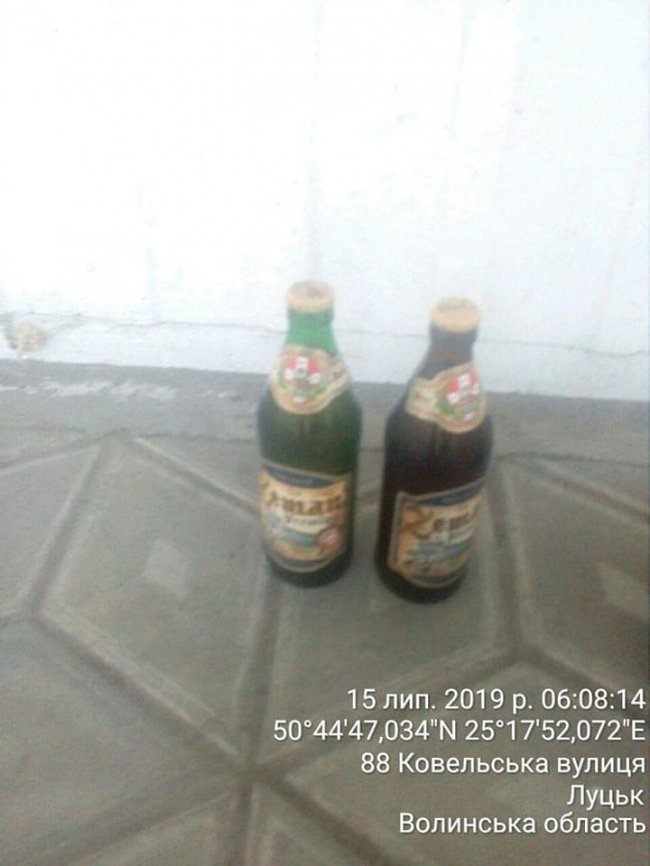 У Луцьку викрили продавця, який продавав алкоголь у заборонений час. ФОТО