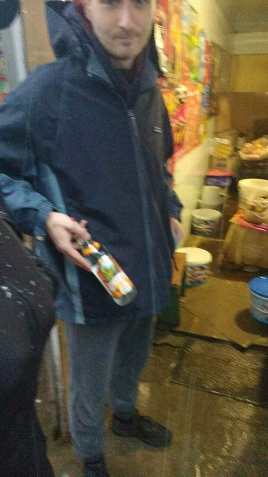 Луцькі муніципали на ринку «ловили» продавців сурогату