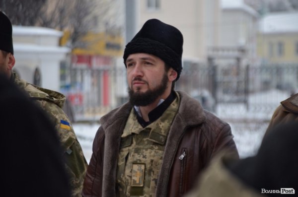 Мир буде після перемоги: із Луцька на передову відправили авто для бійців