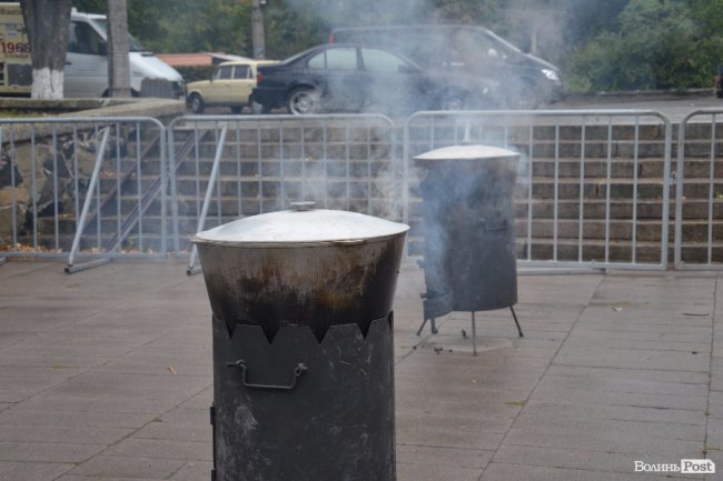 Пісні та вареники: у Луцьку відбувся фестиваль національної кухні. ФОТО
