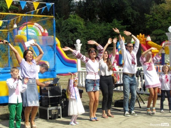 У Луцьку відкрили «Діснейленд». ФОТО