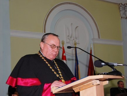 Ректор київського вишу став почесним доктором луцького. ФОТО