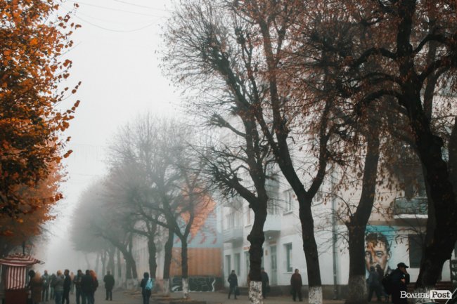 Туманний Луцьк: неймовірні фото 
