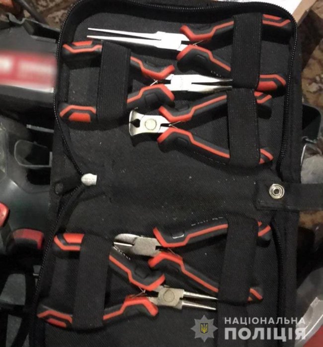 У Луцьку провели масштабні обшуки в братів, які можуть бути причетними до злочинів 