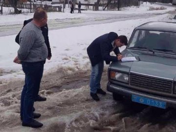 На хабарі зловили двох прокурорів