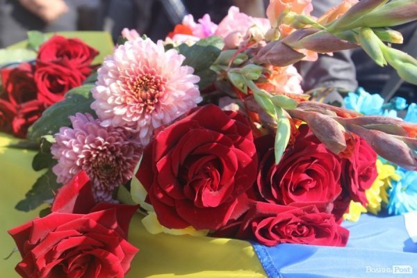  У Луцьку прощалися з загиблими айдарівцями. ФОТО