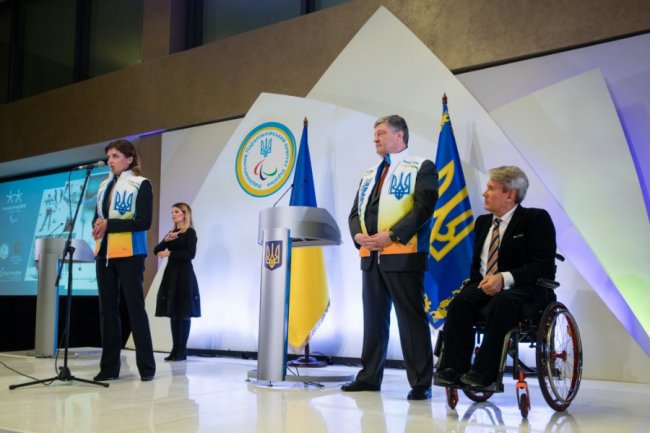 Президент нагородив орденом волинянку