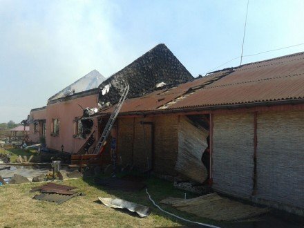 На Закарпатті горів ресторан. ФОТО