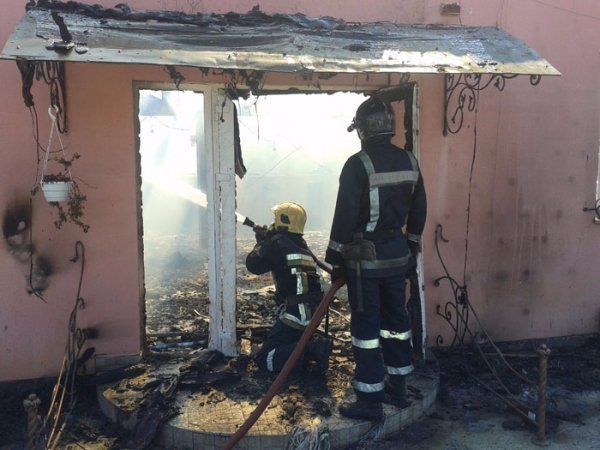 На Закарпатті горів ресторан. ФОТО