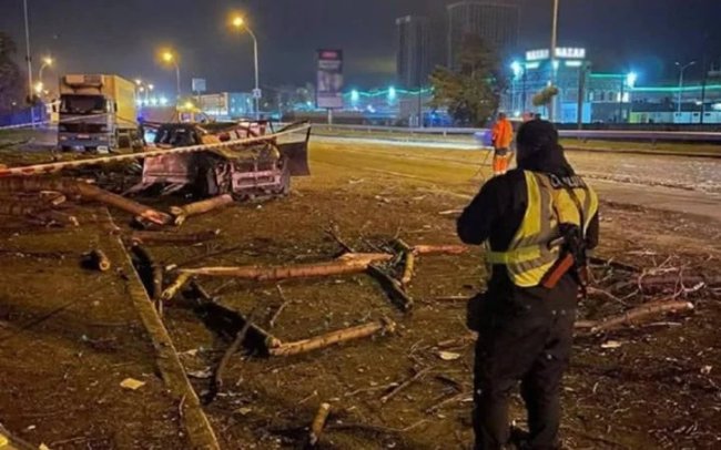 Обстріл Києва: є загибла, росіяни влучили й у Південний міст