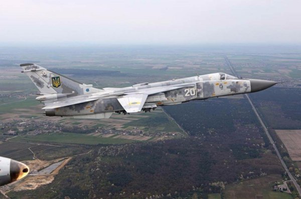 Де можна подивитися на літаки, які пролітають над Луцьком. ФОТО