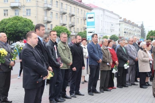 У Луцьку віддали шану Великому Кобзарю. ФОТО