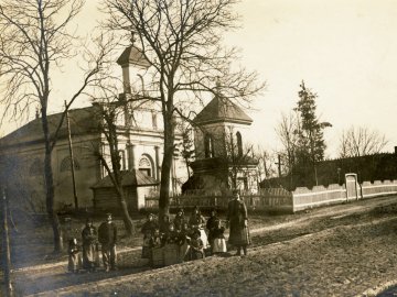 Церква в Кричевичах на унікальному фото