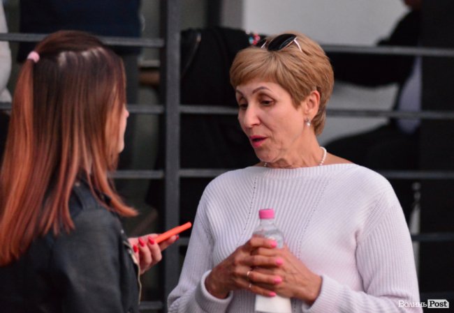 Лаундж-зона, розваги і подарунки: «Інвестор» влаштував грандіозне знайомство сусідам на «Юпітері». ФОТО*