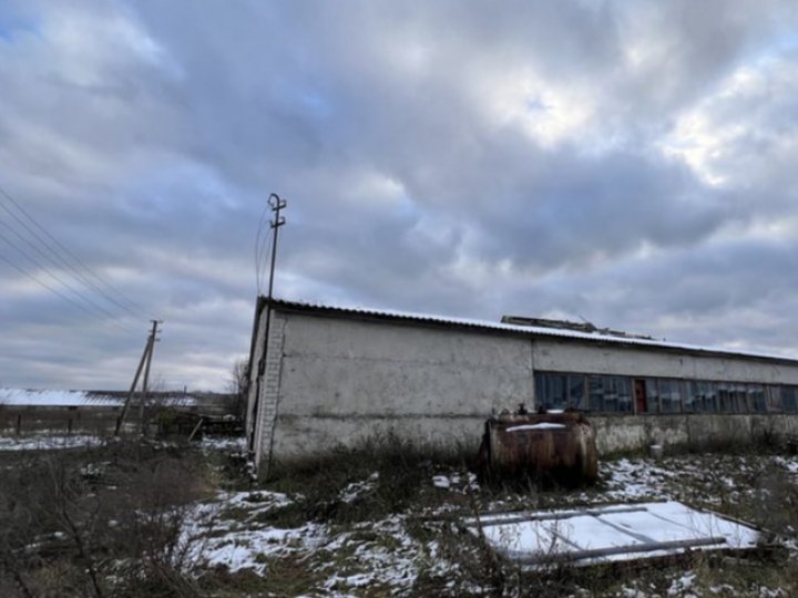 На Волині продають колишні корівники за 5 мільйонів