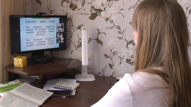 Волинські школярі та педагоги розповіли про онлайн-навчання в умовах карантину. ВІДЕО