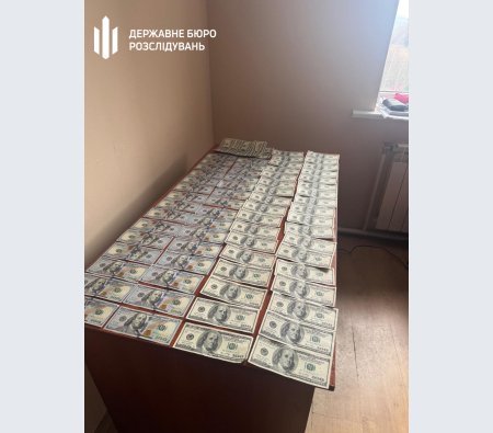 На Волині посадовець Держпраці за хабар обіцяв приховати факт загибелі неповнолітнього на виробництві