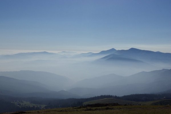 Карпати, Україна