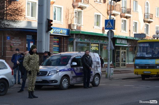 Загинув у день народження: Луцьк попрощався з воїном Віктором Лахаєм. ФОТОРЕПОРТАЖ