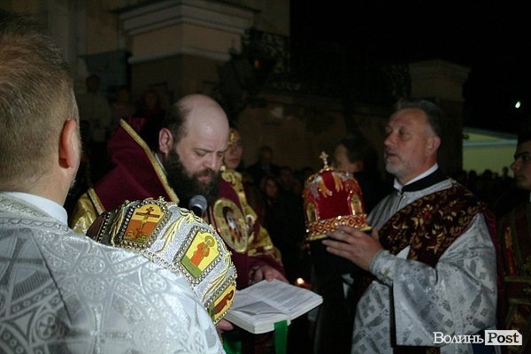 Пасхальна ніч у центрі Луцька. ФОТО