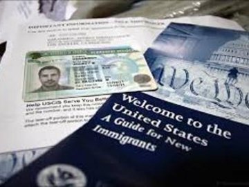 Скандальний указ Трампа заборонить в'їзд власникам грін-карт