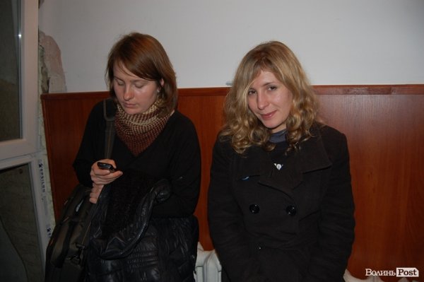 Політичні репресії по-луцьки: на активістку Євромайдану одягнуть електронний браслет. ФОТО. ВІДЕО