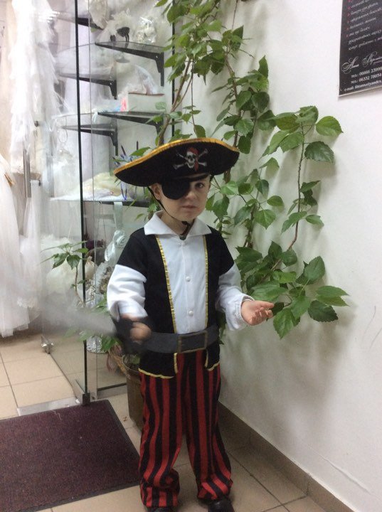 Де у Луцьку взяти на прокат новорічні костюми: ТОП-3 місць*