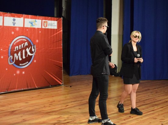 ТОП жартів студентської «Ліги Сміху» у Луцьку. ФОТО*