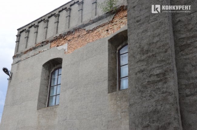 У Луцьку через суд просять звільнити приміщення Синагоги