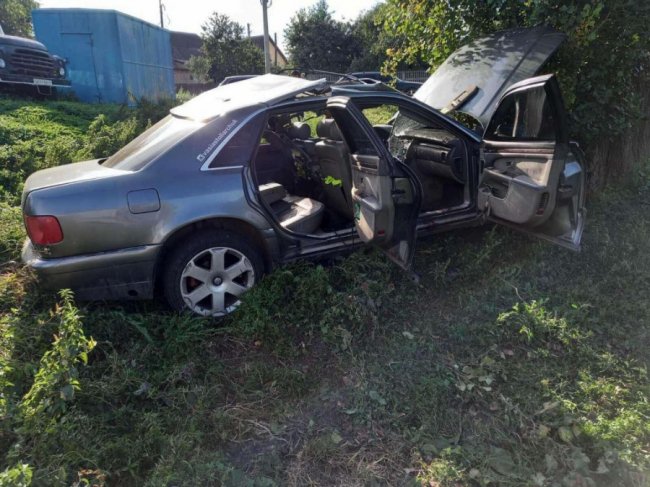 На Волині трапилася ДТП: за життя водія борються медики.ФОТО