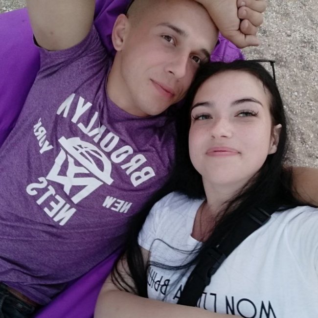 «У мене рак 4 стадії, мій чоловік – 2 роки в полоні»: як українка, чиє фото вразило світ, бореться за свободу коханого